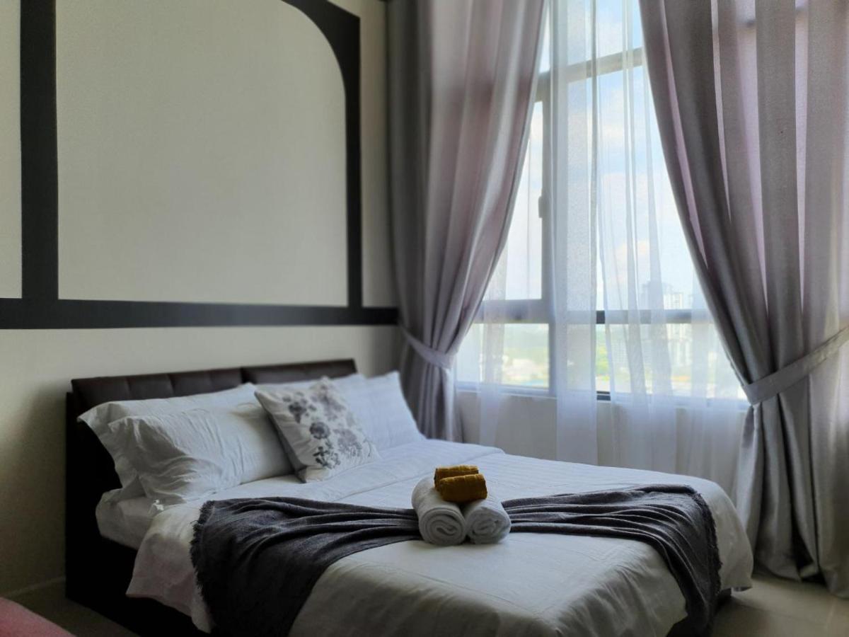 סיברג'איה The Perfect Getaway @ Tamarind Suites, Netflix 300Mbps מראה חיצוני תמונה