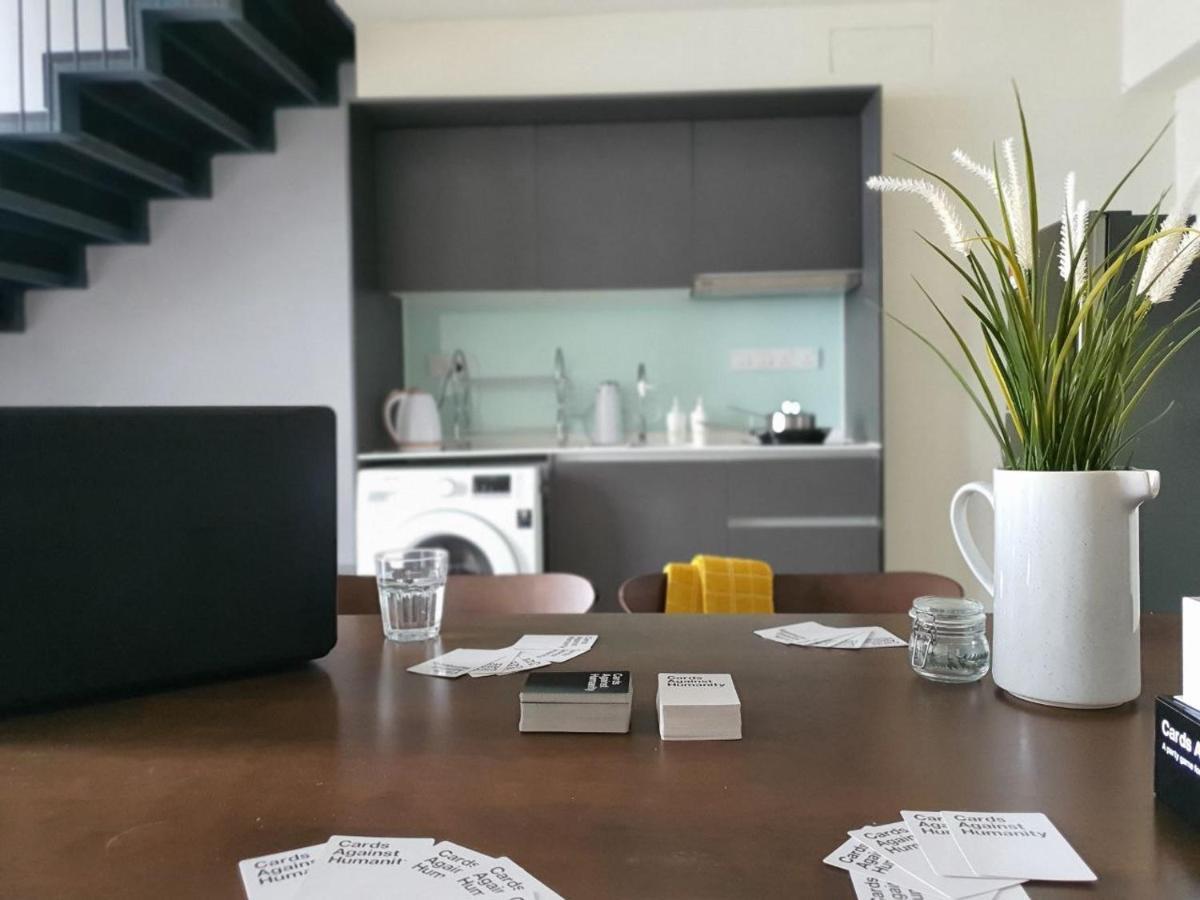 סיברג'איה The Perfect Getaway @ Tamarind Suites, Netflix 300Mbps מראה חיצוני תמונה