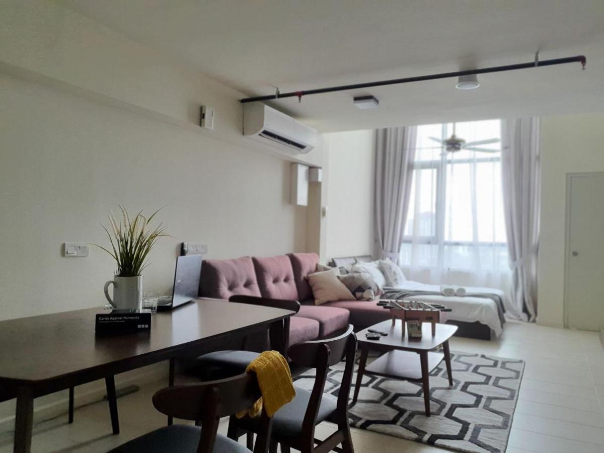 סיברג'איה The Perfect Getaway @ Tamarind Suites, Netflix 300Mbps מראה חיצוני תמונה