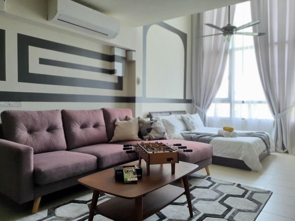 סיברג'איה The Perfect Getaway @ Tamarind Suites, Netflix 300Mbps מראה חיצוני תמונה