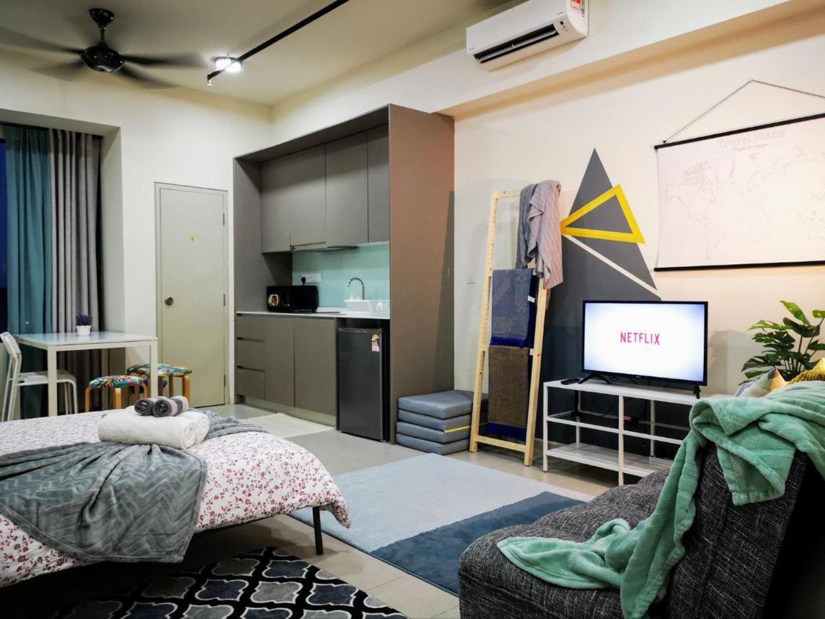 סיברג'איה The Perfect Getaway @ Tamarind Suites, Netflix 300Mbps מראה חיצוני תמונה