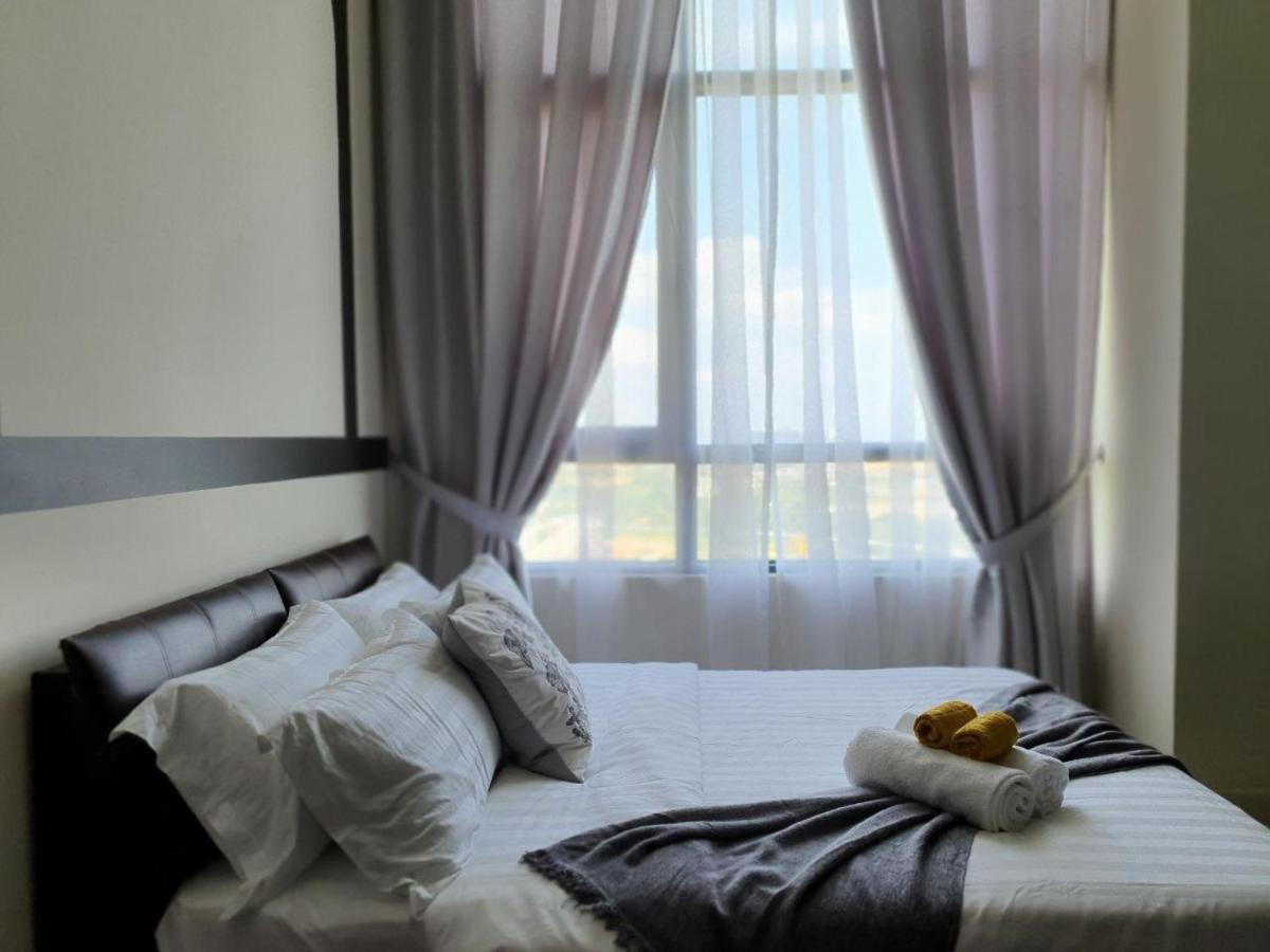 סיברג'איה The Perfect Getaway @ Tamarind Suites, Netflix 300Mbps מראה חיצוני תמונה