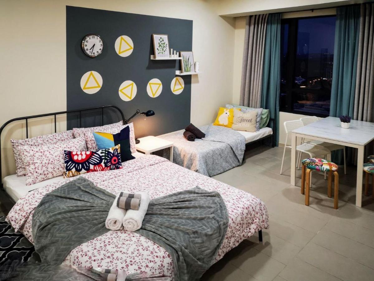 סיברג'איה The Perfect Getaway @ Tamarind Suites, Netflix 300Mbps מראה חיצוני תמונה